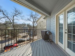 3111 Tom Green ST 306, Austin TX 78705