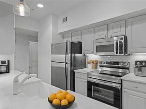 7701 Rialto BLVD 1412, Austin TX 78735