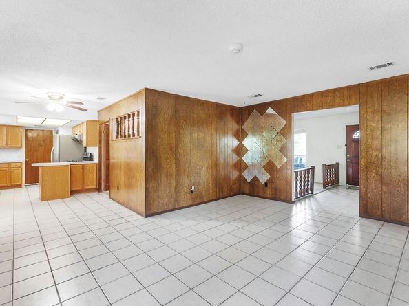 1444 Salem Meadow CIR, Austin TX 78745