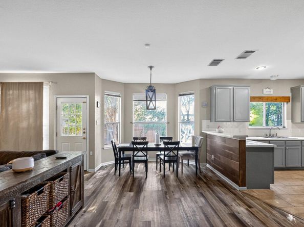 106 Reinhardt CT, Georgetown TX 78626