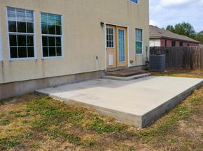 206 Debbie Ann DR, Leander TX 78641