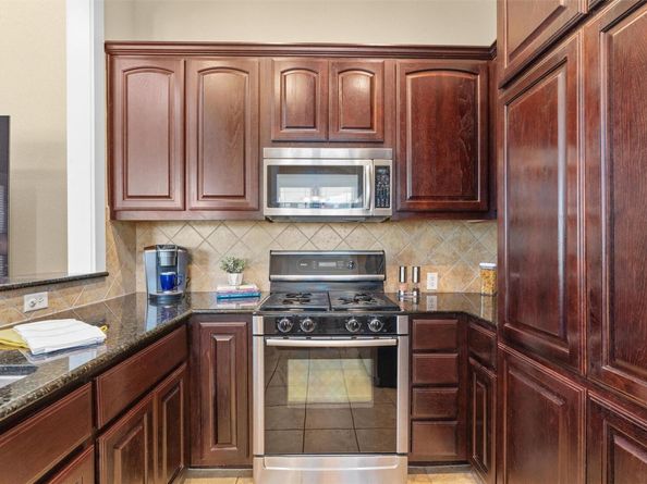 2930 Grand Oaks LOOP 804, Cedar Park TX 78613