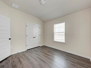 9813 Eloquence DR, Manor TX 78653