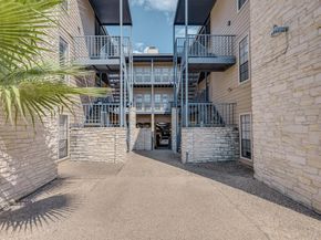 711 W 21st ST 203, Austin TX 78705