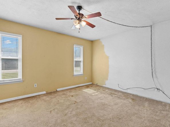 1703 Greyson DR, Round Rock TX 78664