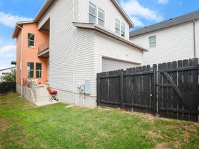 6013 Florencia LN, Austin TX 78724