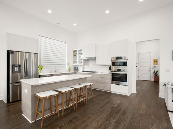 6013 Florencia LN, Austin TX 78724