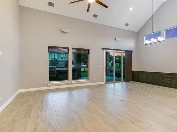 216 Canyon View RD, Georgetown TX 78628