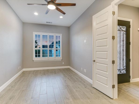 216 Canyon View RD, Georgetown TX 78628