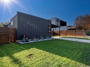 7525 Delafield LN B, Austin TX 78752