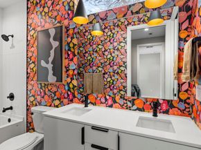 7525 Delafield LN B, Austin TX 78752