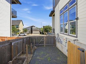 6216 Toscana Ave, Austin TX 78724