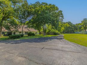 1905 Great Oaks DR, Round Rock TX 78681