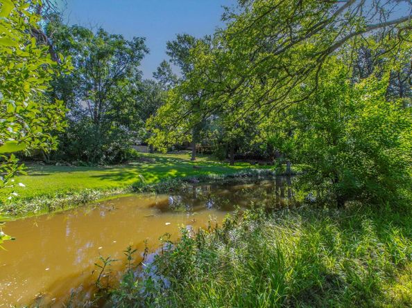 1905 Great Oaks DR, Round Rock TX 78681