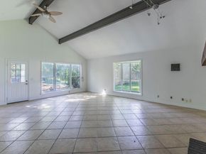 1905 Great Oaks DR, Round Rock TX 78681