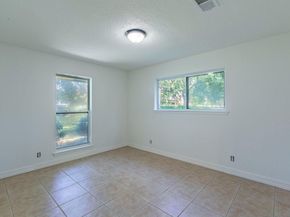 1905 Great Oaks DR, Round Rock TX 78681