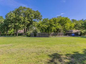 1905 Great Oaks DR, Round Rock TX 78681