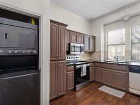 914 W 26th ST 301, Austin TX 78705