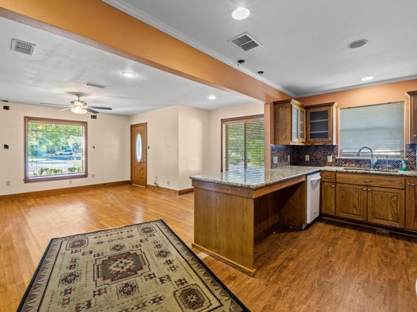 1310 Harriet CT, Austin TX 78756