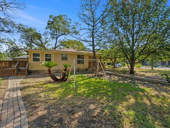 1310 Harriet CT, Austin TX 78756