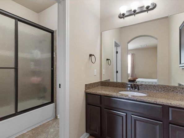 302 N Frontier LN, Cedar Park TX 78613