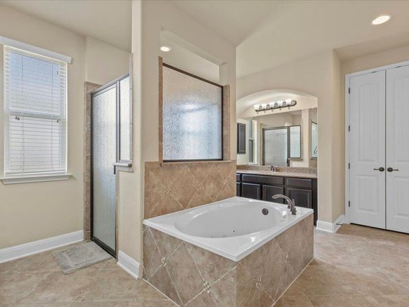 302 N Frontier LN, Cedar Park TX 78613