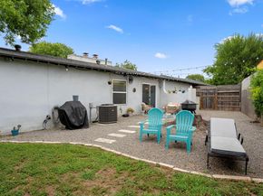 1307 E Saint Johns Ave B, Austin TX 78752