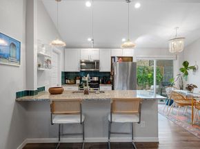 1307 E Saint Johns Ave B, Austin TX 78752