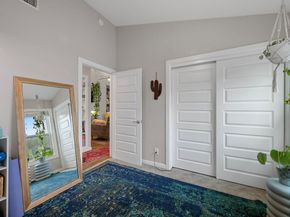 1307 E Saint Johns Ave B, Austin TX 78752
