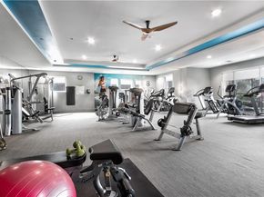 1900 Barton Springs RD 5007, Austin TX 78704