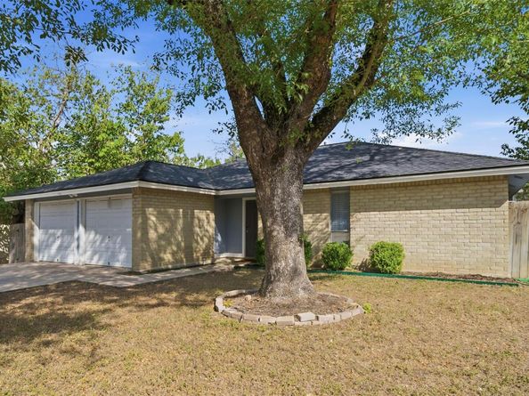 1601 Sagebrush DR, Round Rock TX 78681