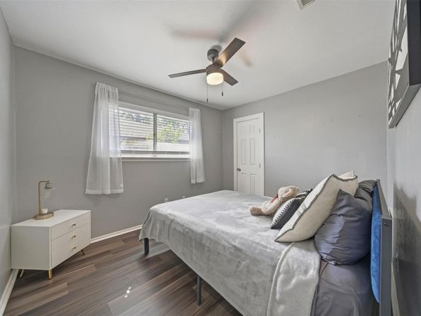 1601 Sagebrush DR, Round Rock TX 78681