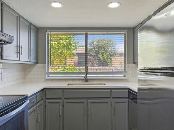 1601 Sagebrush DR, Round Rock TX 78681