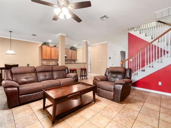 200 Creek Ridge LN, Round Rock TX 78664