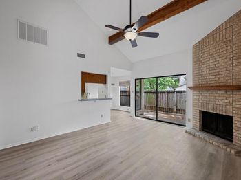 3801 Menchaca RD