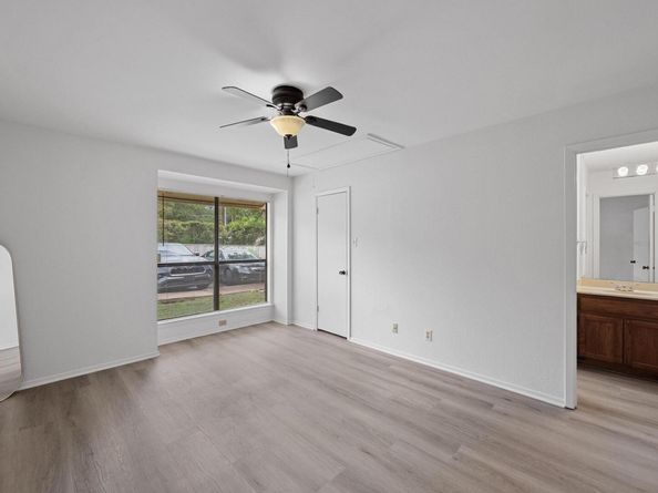3801 Menchaca RD 6, Austin TX 78704