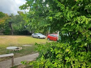 2610 Rogers Ave, Austin TX 78722