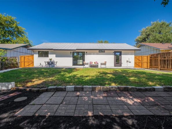 6201 Waycross DR, Austin TX 78745