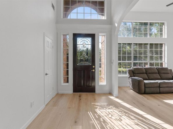 7500 Fireoak DR, Austin TX 78759