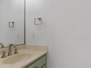 7500 Fireoak DR, Austin TX 78759
