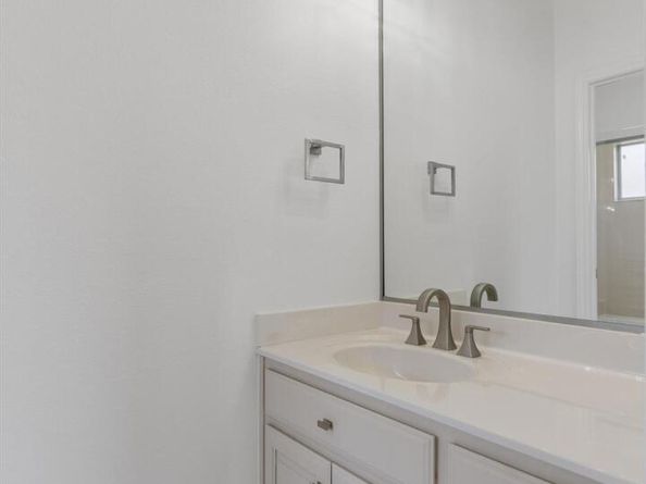 7500 Fireoak DR, Austin TX 78759