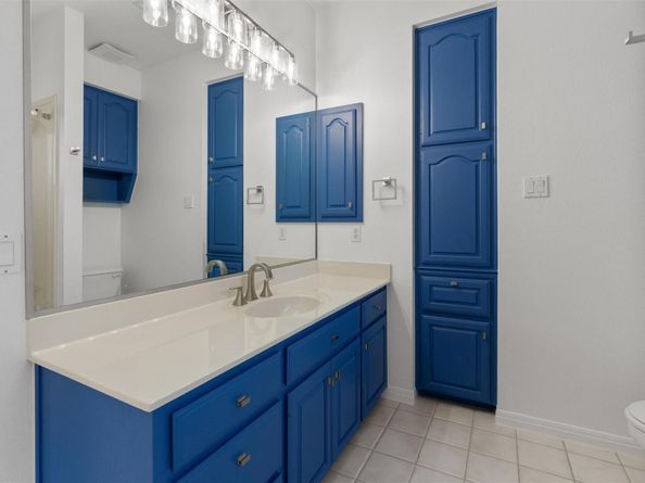 7500 Fireoak DR, Austin TX 78759