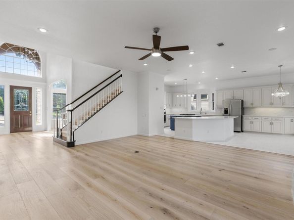 7500 Fireoak DR, Austin TX 78759