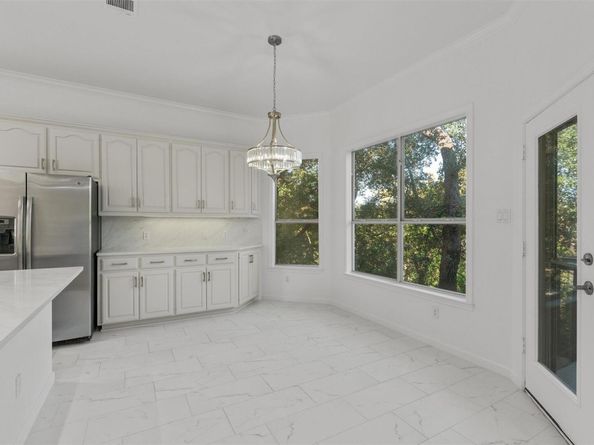 7500 Fireoak DR, Austin TX 78759