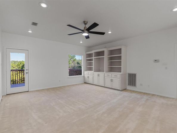 7500 Fireoak DR, Austin TX 78759
