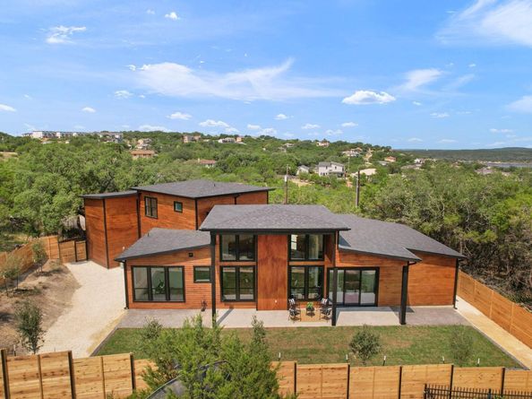 3705 Buckeye DR, Lago Vista TX 78645