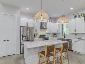 5520 Woodrow Ave 2, Austin TX 78756