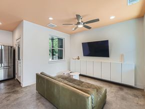 7311 Providence Ave B, Austin TX 78752