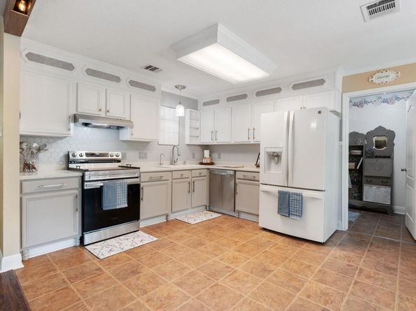 2319 Waizel WAY, Georgetown TX 78626