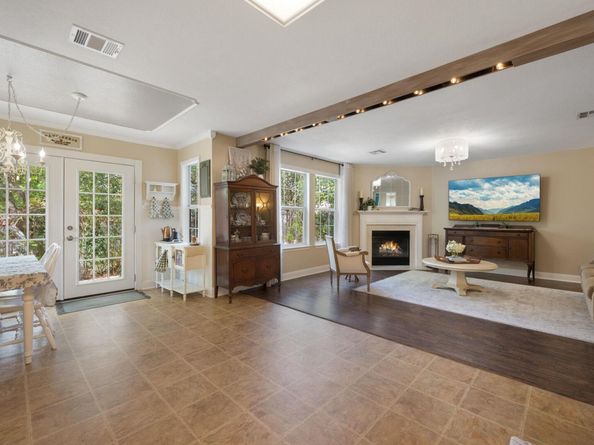 2319 Waizel WAY, Georgetown TX 78626